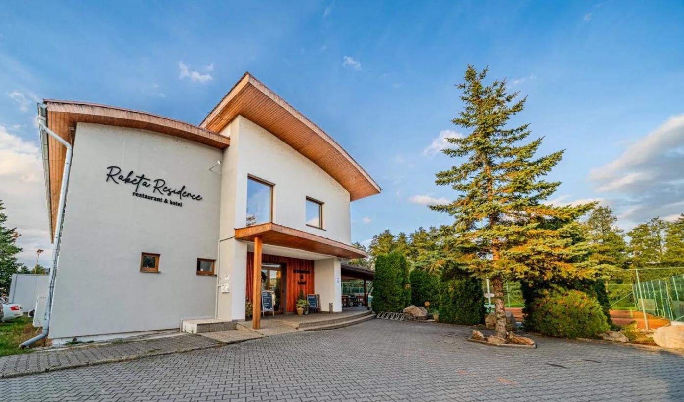 Raketa Residence, Restaurant & Hotel Prievidza Eksteriør billede